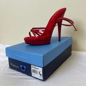Fabulicious Sultry 638 - Size 11
